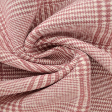 Mantelstof - Tartan Off White on Dark Old Pink