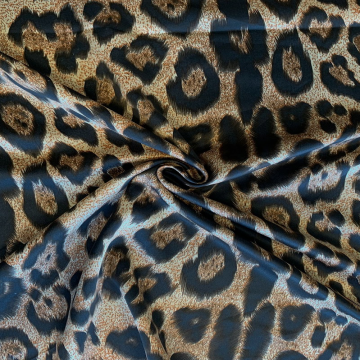 Satijn - Black and Beige Panther Fur 