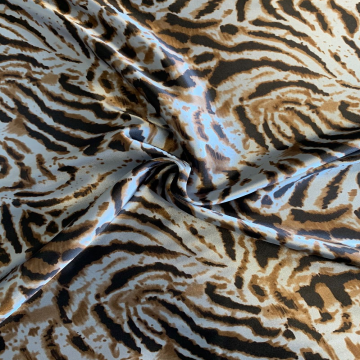 Satijn - Brown Tiger Stripes on Silver